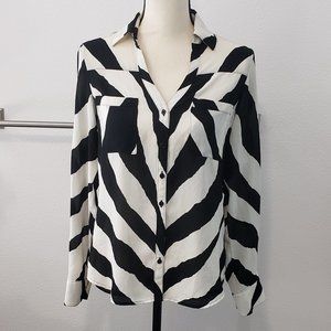 EXPRESS Zebra Stripe Black/White The Portfolio Top